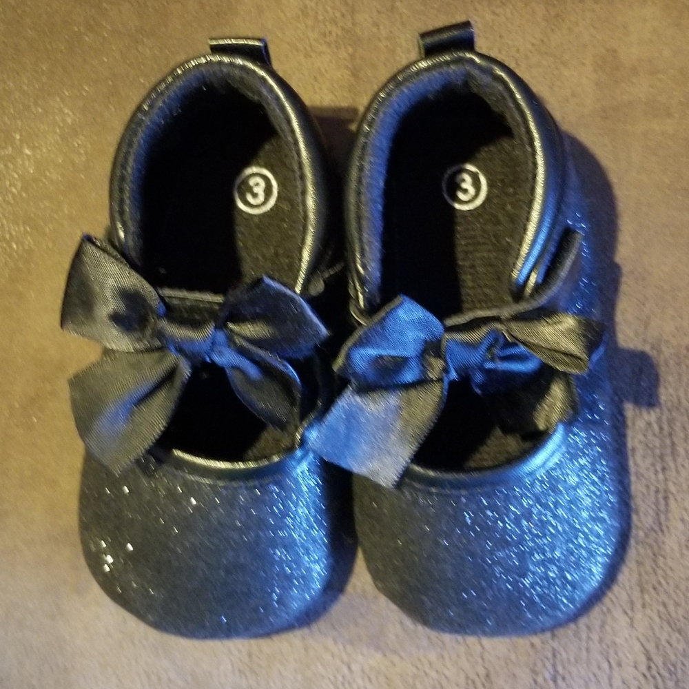 Infant girl dress shoes